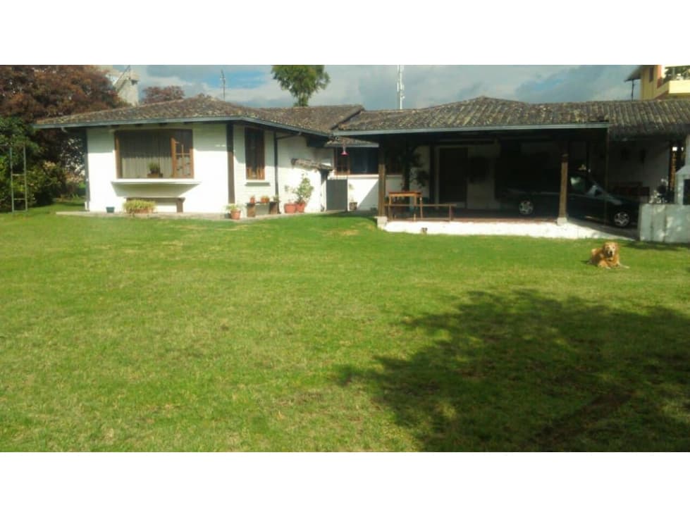 Propiedad Independiente comercial VENTA Tumbaco Finca - 1