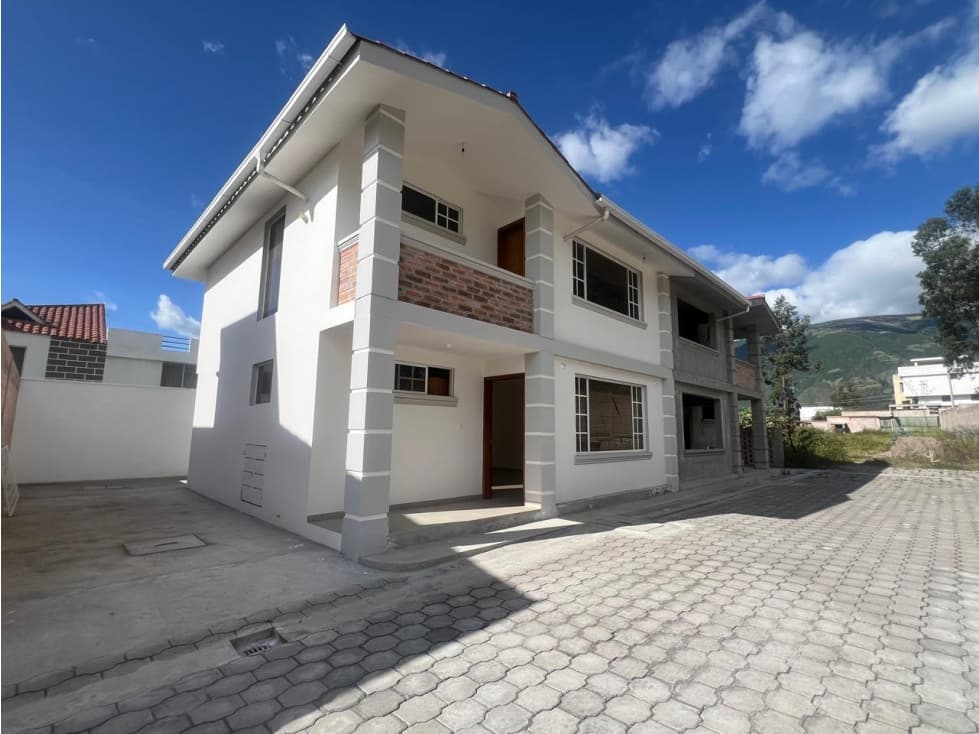 Casa nueva de Venta en Ibarra db - 1