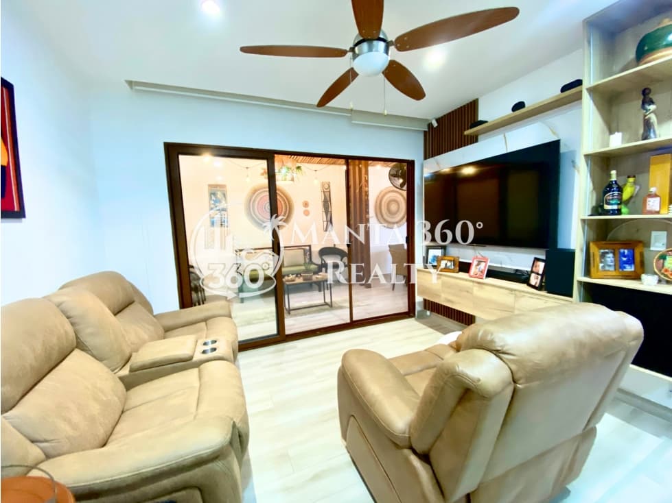 Casa en venta Manta Tennis, Sur de Manta - 1