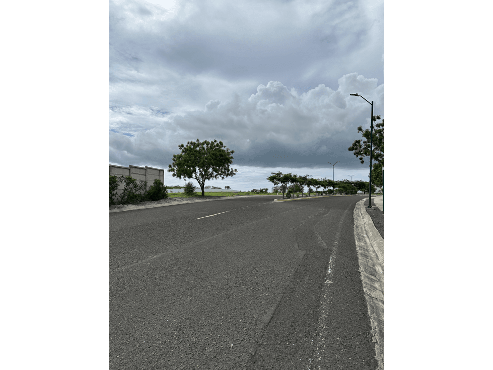 Venta de lote en Urbanización Montecristi Golf Club. - 1