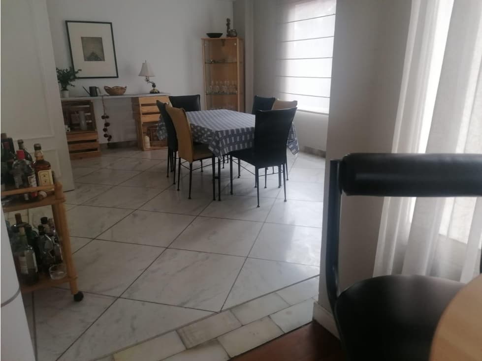 Quito Tenis, Departamento en  Renta, 305m2, 4 Habitaciones, 5 Baños. - 1