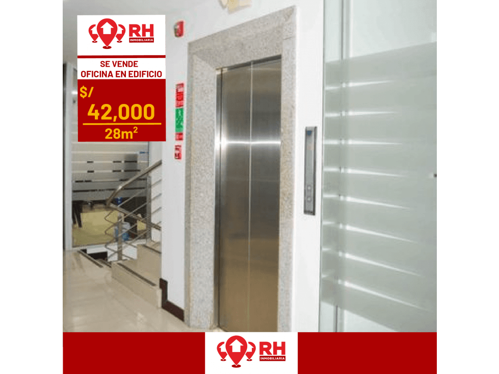 OFICINA EN VENTA EN LA CALLE ROCAFUERTE, MACHALA - 1