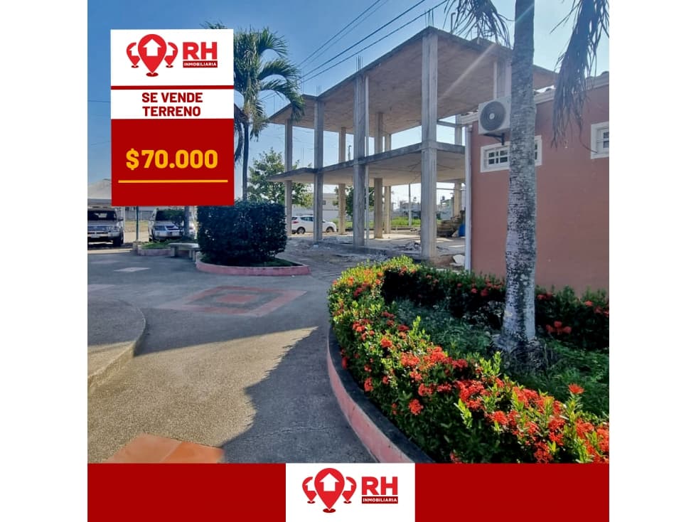 TERRENO CON ESTRUCTURA EN URB EL PORTAL DE LOS ESTEROS, MACHALA - 1