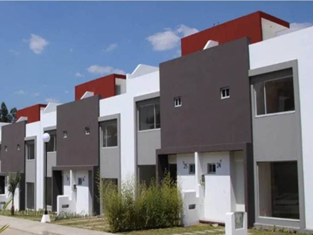 Vendo Casa (Patio Privado Con Cesped Y Terraza) A 5 Min. Col. La Salle - 1