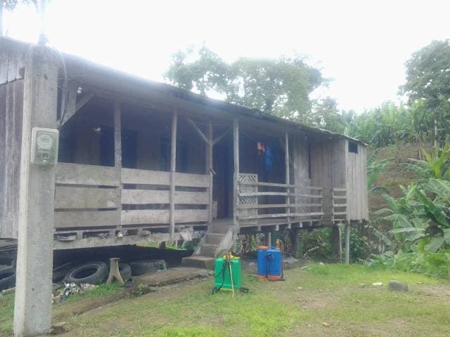 VENDO 3 HECT. DE TERRENO CON CASA EN STO. DOMINGO DE LOS TSACHILAS - 1