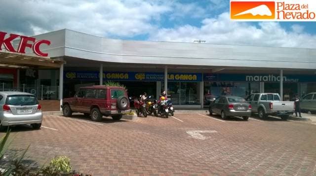 LOCAL COMERCIAL en PLAZA DEL NEVADO (CAYAMBE) - 1