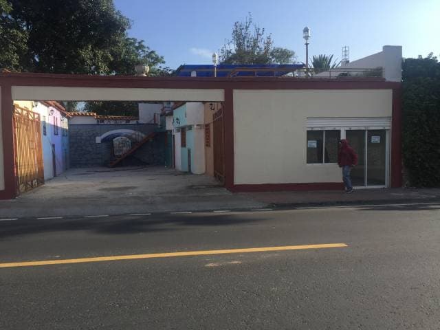 LOCAL COMERCIAL DOS PLANTAS EN TUMBACO - 1