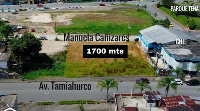 Se vende Terreno frente al Parque Tena - 1