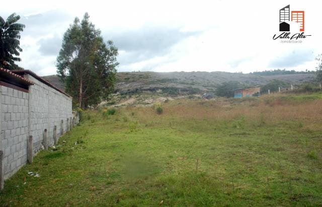 TERRENO AMPLIO EN CHALLUABAMBA - 1