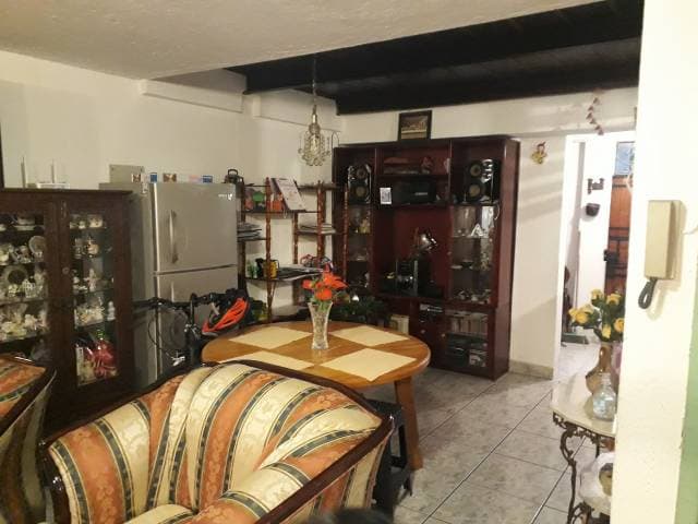 Casa de venta en Quito, Rumiñahui, sector San Rafael - 1