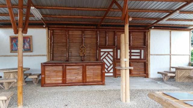 Se alquila Finca via la costa km 61 de 30 hectáreas con excelente ubicación y con restaurante campestre - 1