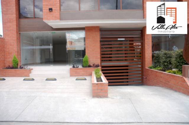 LOCAL COMERCIAL SECTOR PUERTAS DEL SOL. - 1
