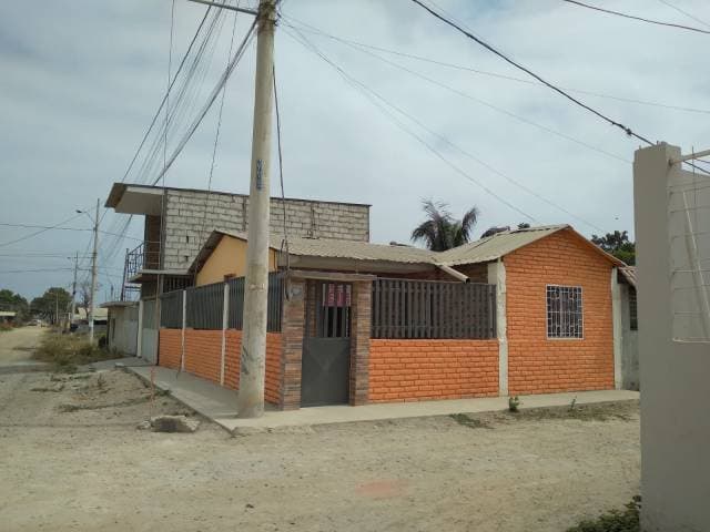 VENDO VILLA Y DEPARTAMENTO ADJUNTOS - 1