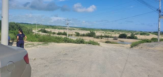 VENDO TERRENO EN PUNTA CARNERO - 1