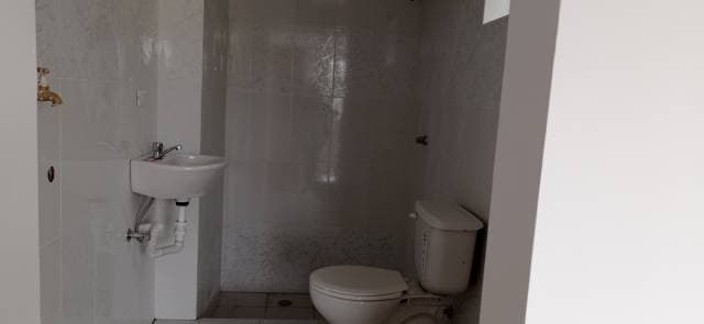 Arriendo Cuarto con cocina y baño a estrenar - 1