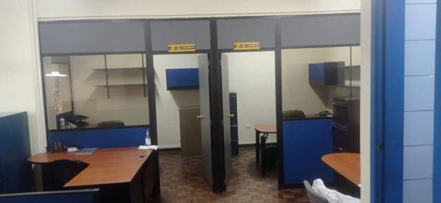 Venta de local Comercial Amoblado Centro Norte de Quito - 1