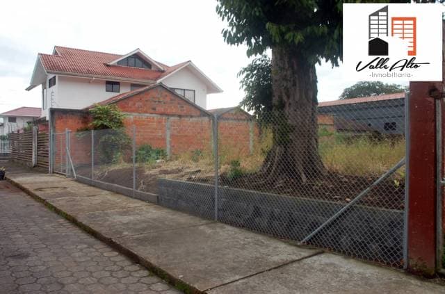 TERRENO RESIDENCIAL Y COMERCIAL EN MACAS. - 1