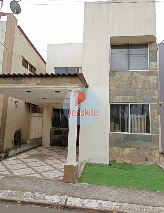 Vendo CASA – Urb Castilla VIA Samborondón - 1