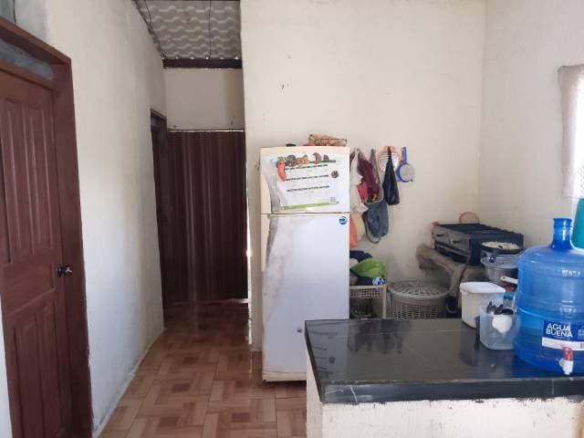 Vendo casa en la Leticia $28000 negociable - 1