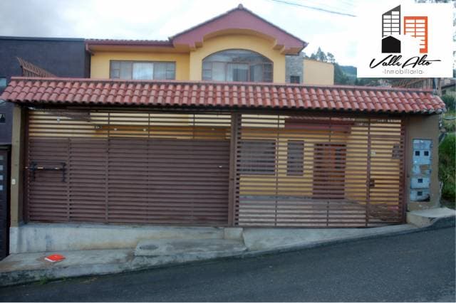 Casa en Venta en Misicata, Cuenca, Ecuador - 1