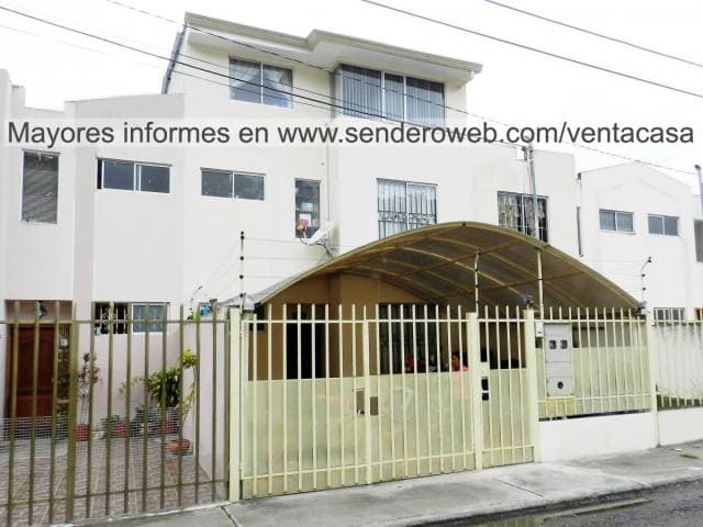 CASA 3 PISOS JIPIRO PARAISO CON SUITE COMPLETA EN 3ra PLANTA Telf: 0991485367 - 1