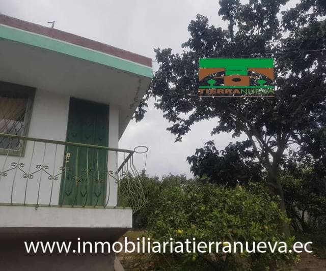 CASA CON TERRENO DE 1.000M2 EN GUALLABAMBA - 1