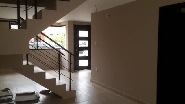 Vendo depto y casa en Ceibos y Via Samborondon - 1