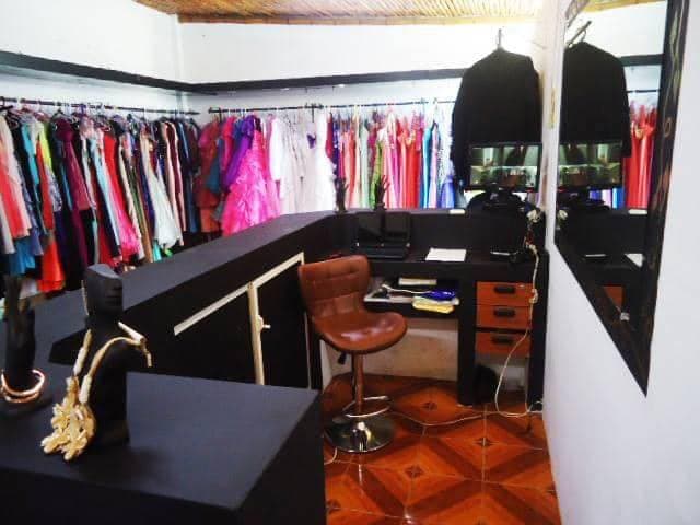 VENTA DE NEGOCIO RENTABLE CON CARTERA DE CLIENTES - 1