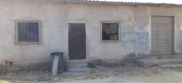VENTA DE SOLAR CON CASA - 1