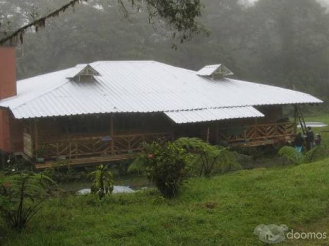 HOSTERÍA ECOLÓGICA Y HACIENDA DE VENTA EN MINDO - 1