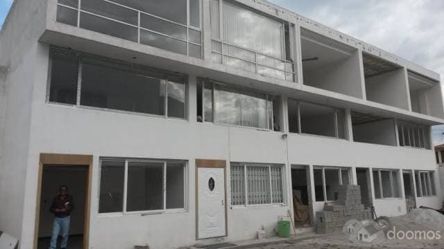 POMASQUI CONJUNTO CASA DE PIEDRA - 1