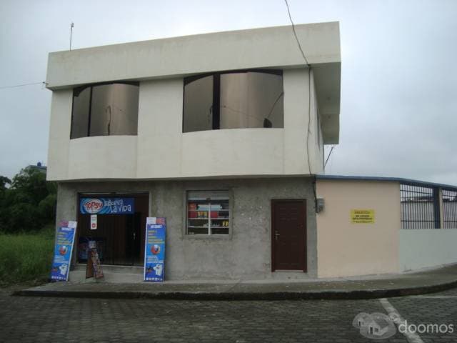 VENDO CASA NUEVA DE DOS PISOS ESQUINERA EN SANTO DOMINGO DE LOS COLORADOS - 1