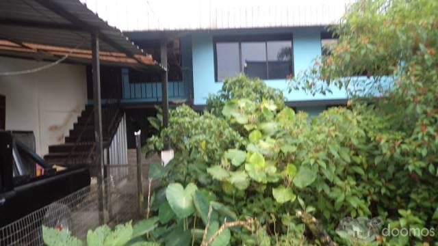 CASA DE 2 PISOS 8 HABITACIONES, 2 DEPARTAMENTOS INDEPENDIENTES - 1