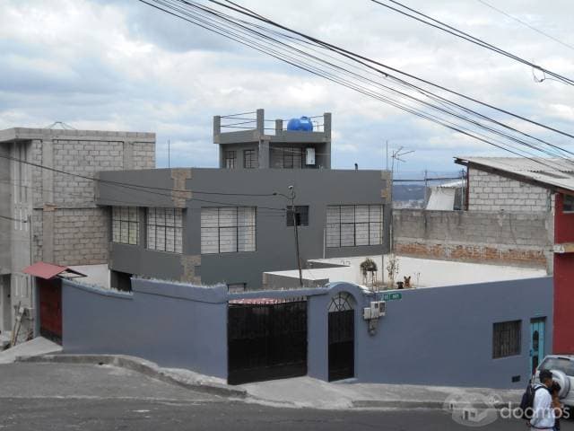 Vendo casa en Quito - Ecuador - 1