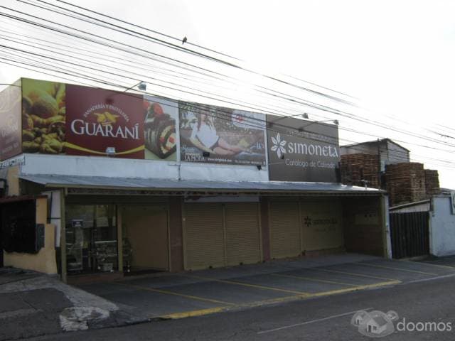 AMPLIO LOCAL COMERCIAL de 260 m2 EN ARRIENDO, EXCELENTE UBICACIÓN - 1