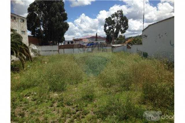 Terreno en Av. Solano - 1