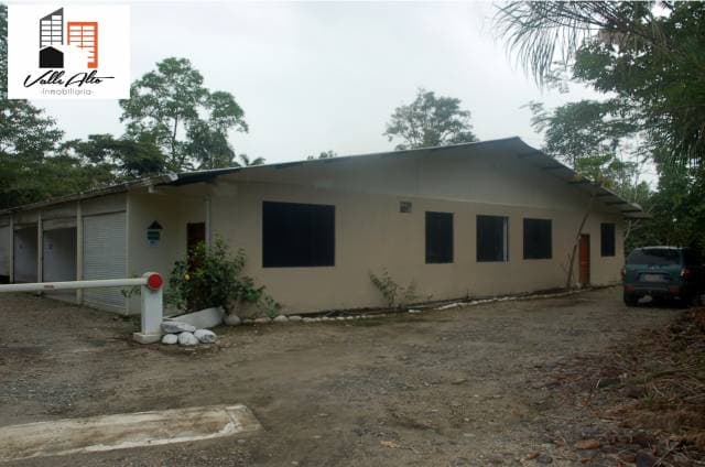 MOTEL DE VENTA EN EL TENA - 1