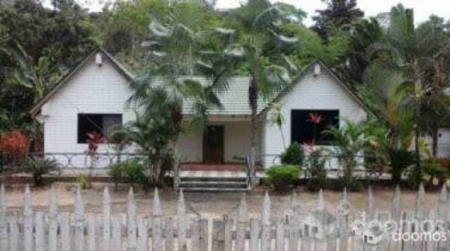 SE VENDE HERMOSA CASA VACACIONAL EN MANABI-PORTOVIEJO-SANTA ANA - 1