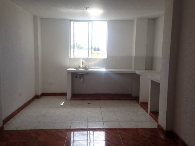 Por Estrenar Departamento Suite en Quitumbe - 1
