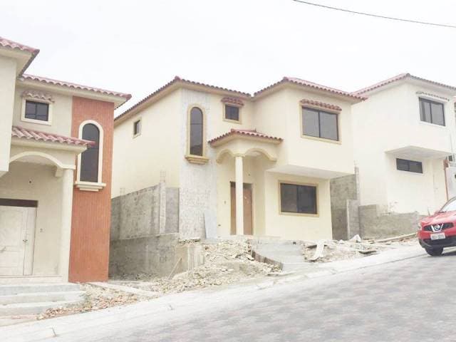 VIA A LA COSTA EXCELENTE OPORTUNIDAD CASA NUEVA DE ESTRENO PORTAL DEL SOL - 1