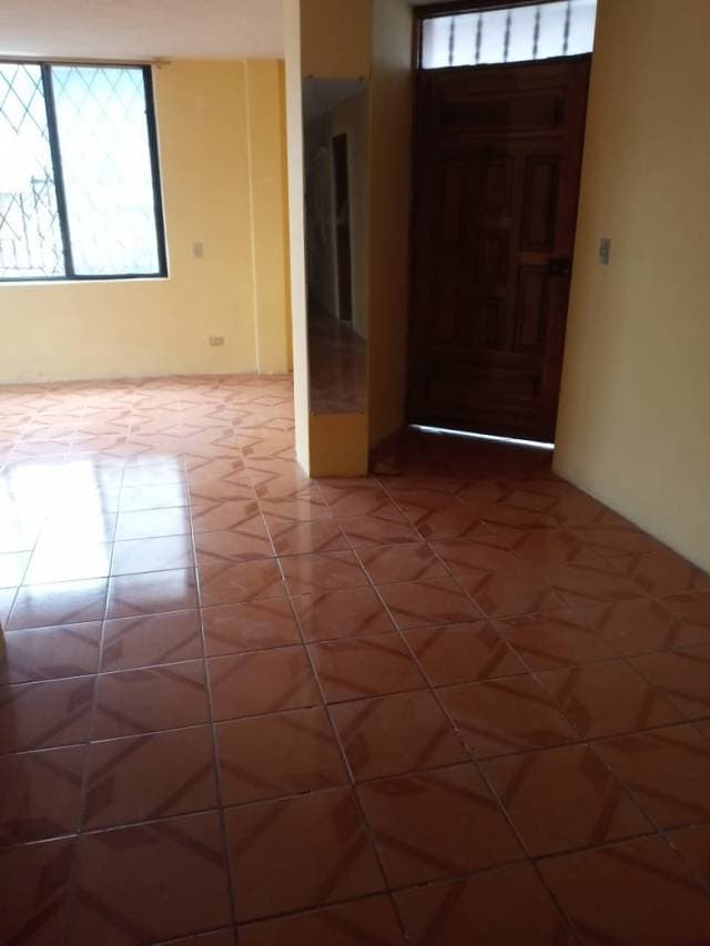 DEPARTAMENTO CON INTERNET E IMBACABLE - 1