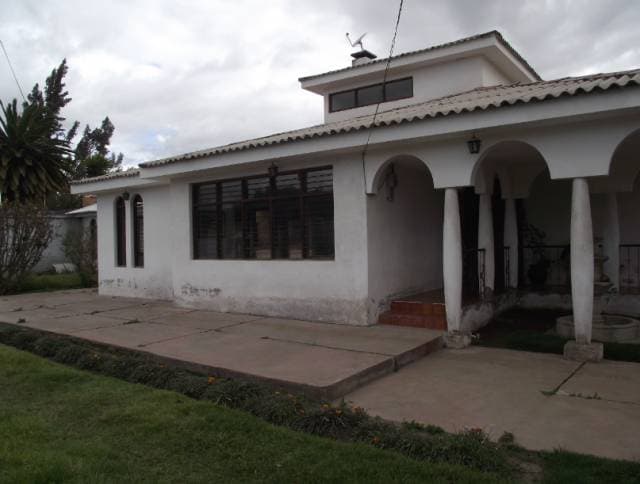 CASA EN VENTA SECTOR LAS ABRAS - 1