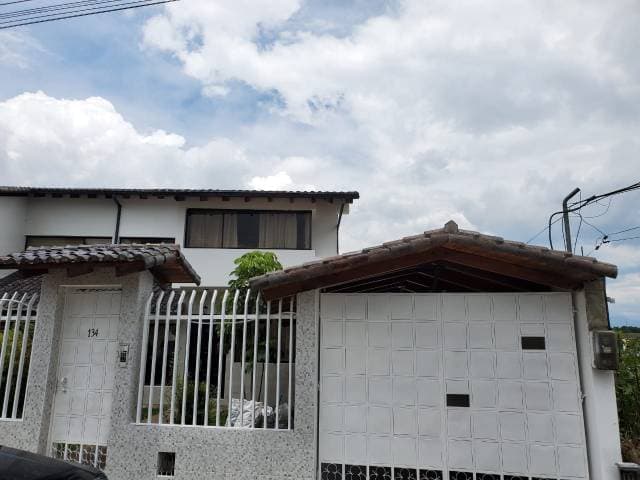 VENDO CASA ESPE SANGOLQUI CHILLOS - 1