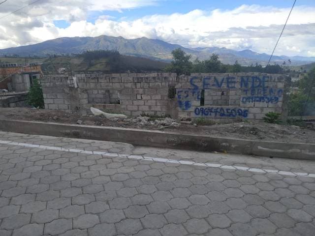 TERRENO EN VENTA - 1