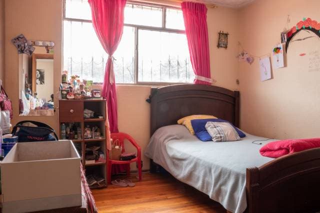 Vivienda de 2 pisos con terraza en un sector exclusivo - 1