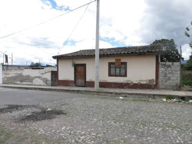 VENDO TERRENO PLANO DE 916 m TODO SERVICIO  NATABUELA PROV.IMBABURA A 30 metros DE LA PANAMERICANA NORTE - 1