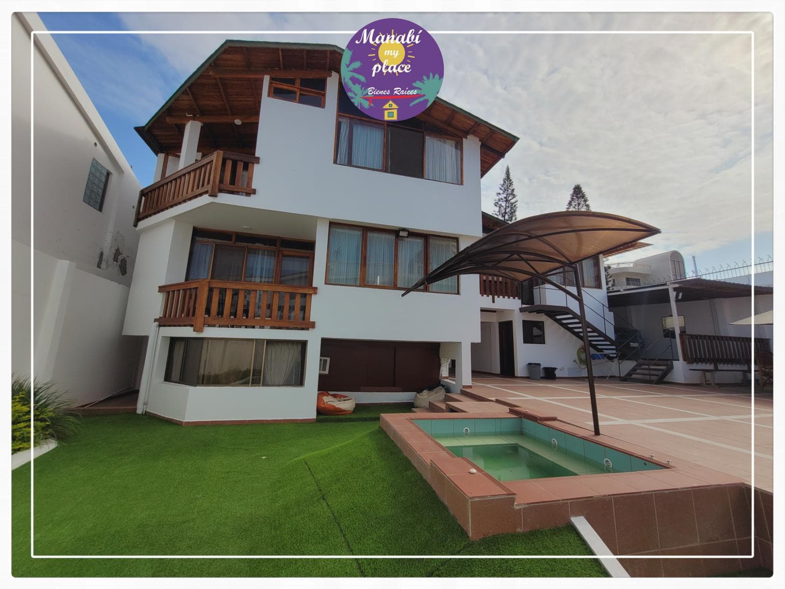 Casa de renta amoblada amplia con hidromasaje - Sur de Manta - 1
