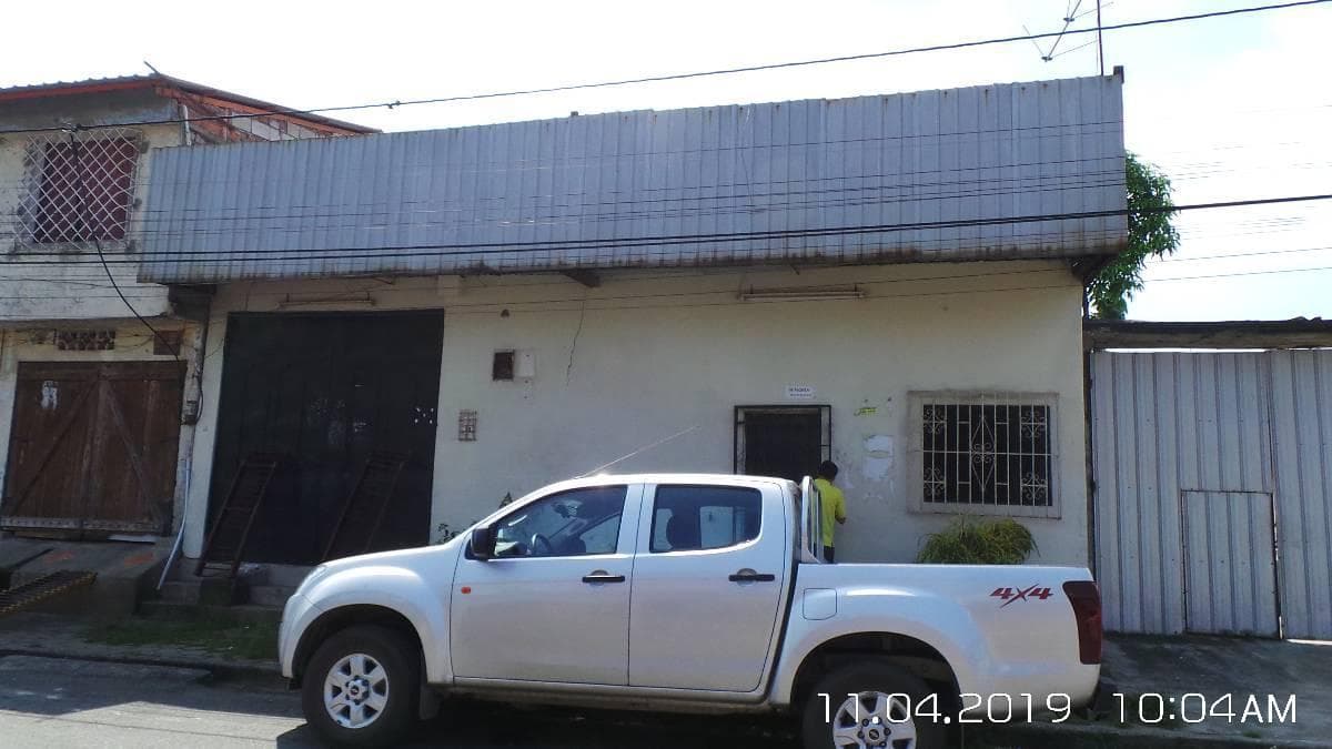 Vivienda y Terreno en la Coop. de Vivienda Ciudad Nueva - 1