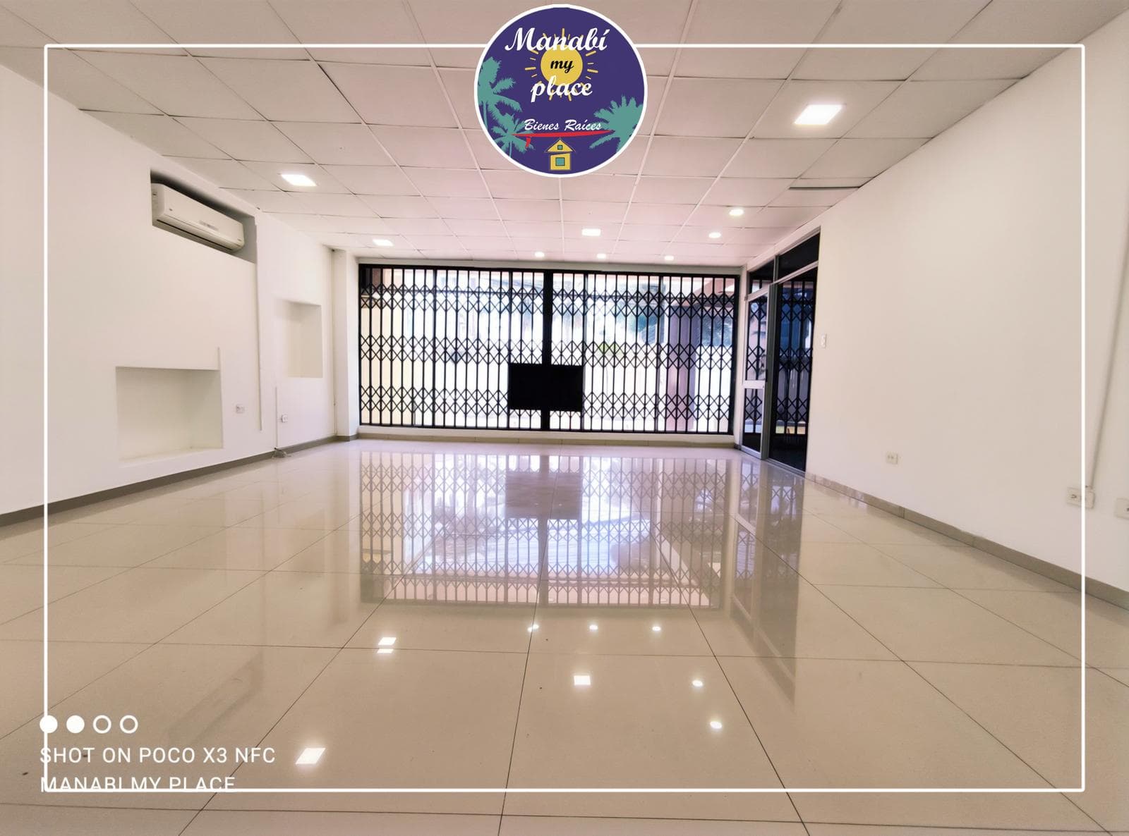 Venta y Renta Local Comercial en Centro Sur de Manta - 1