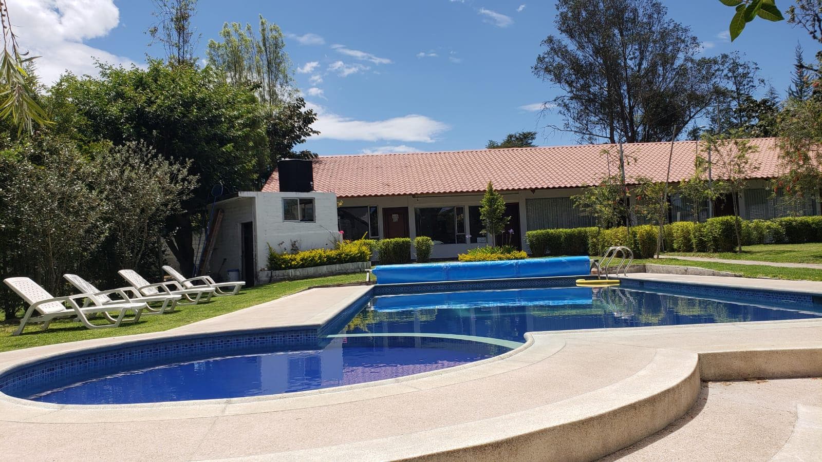 ARRIENDO LINDA QUINTA EN YARUQUI - 1